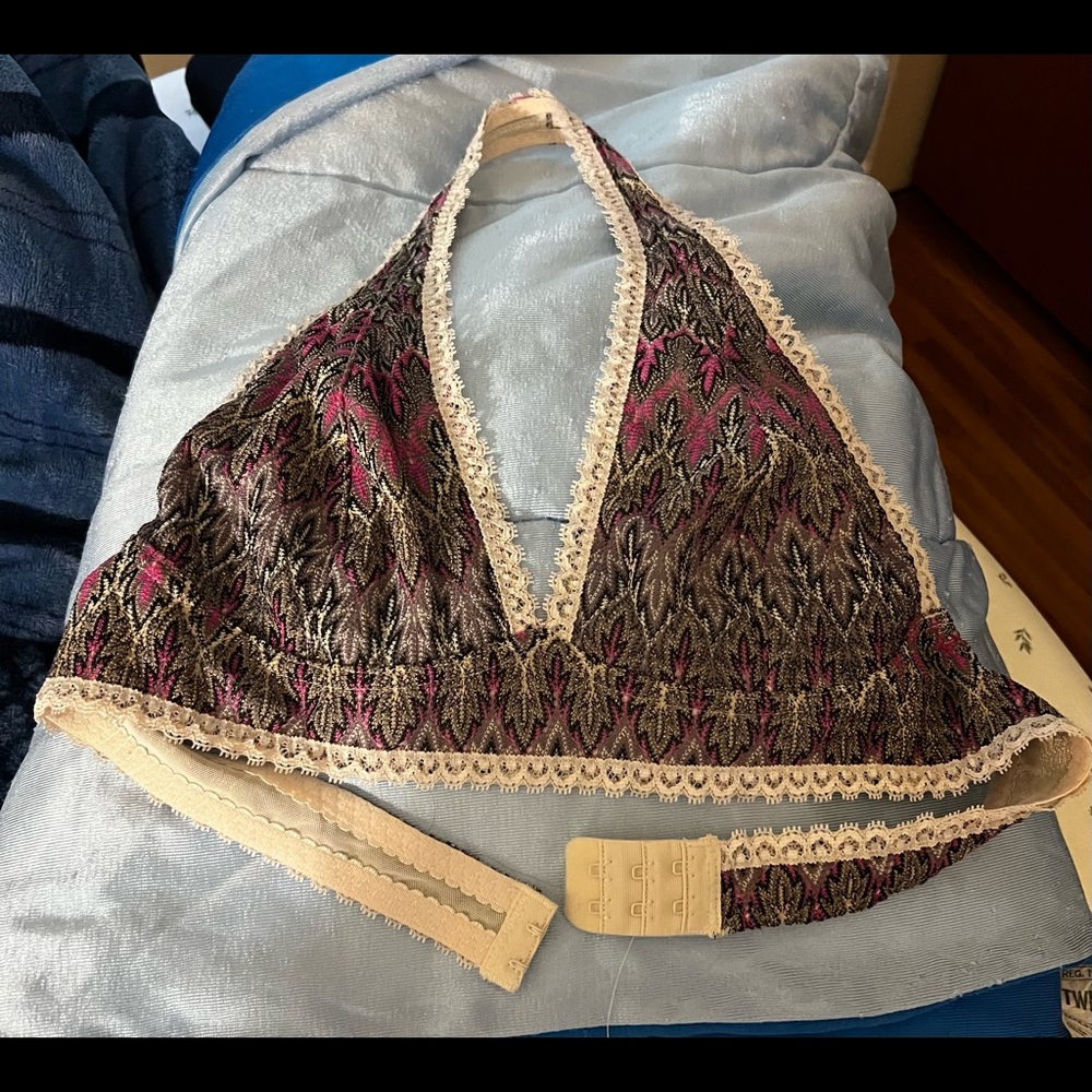 BCBGENERATION Halter Top with bra closure in back.Purple/pink multi color XL